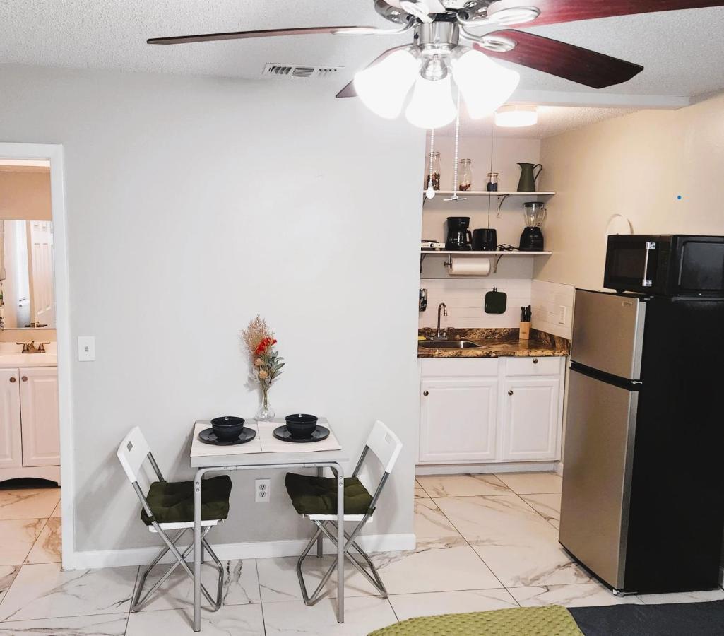 Adorable Mini Suite In Tampa Eksteriør billede